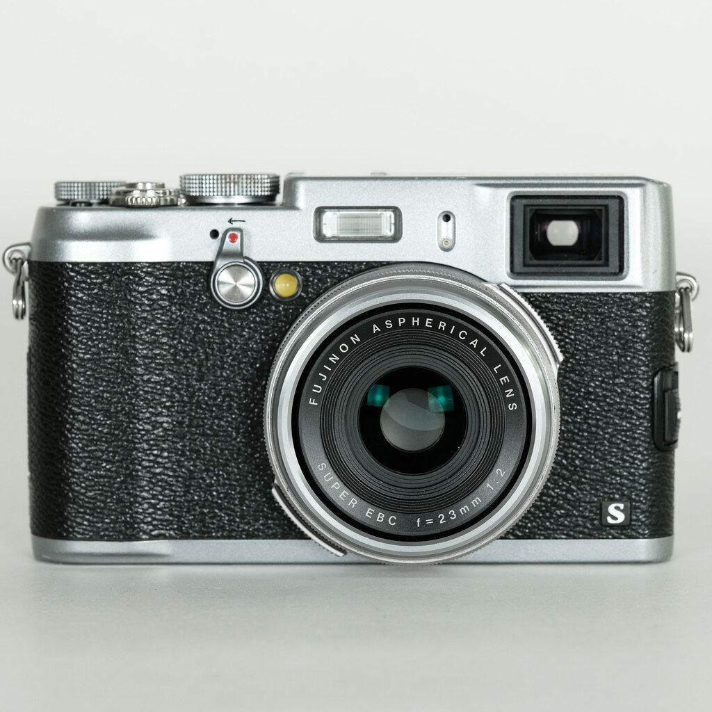 FUJIFILM X100S シルバー