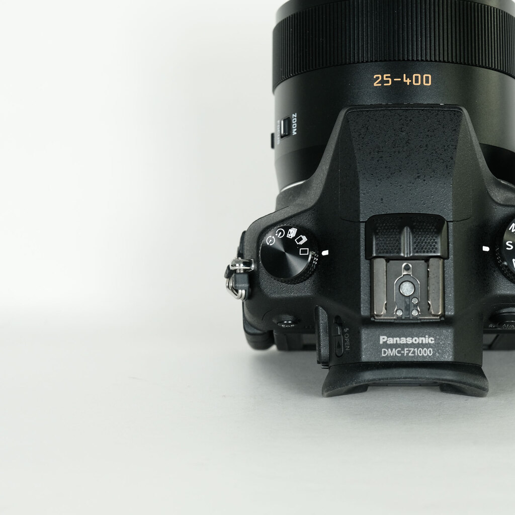 Panasonic LUMIX DMC-FZ1000