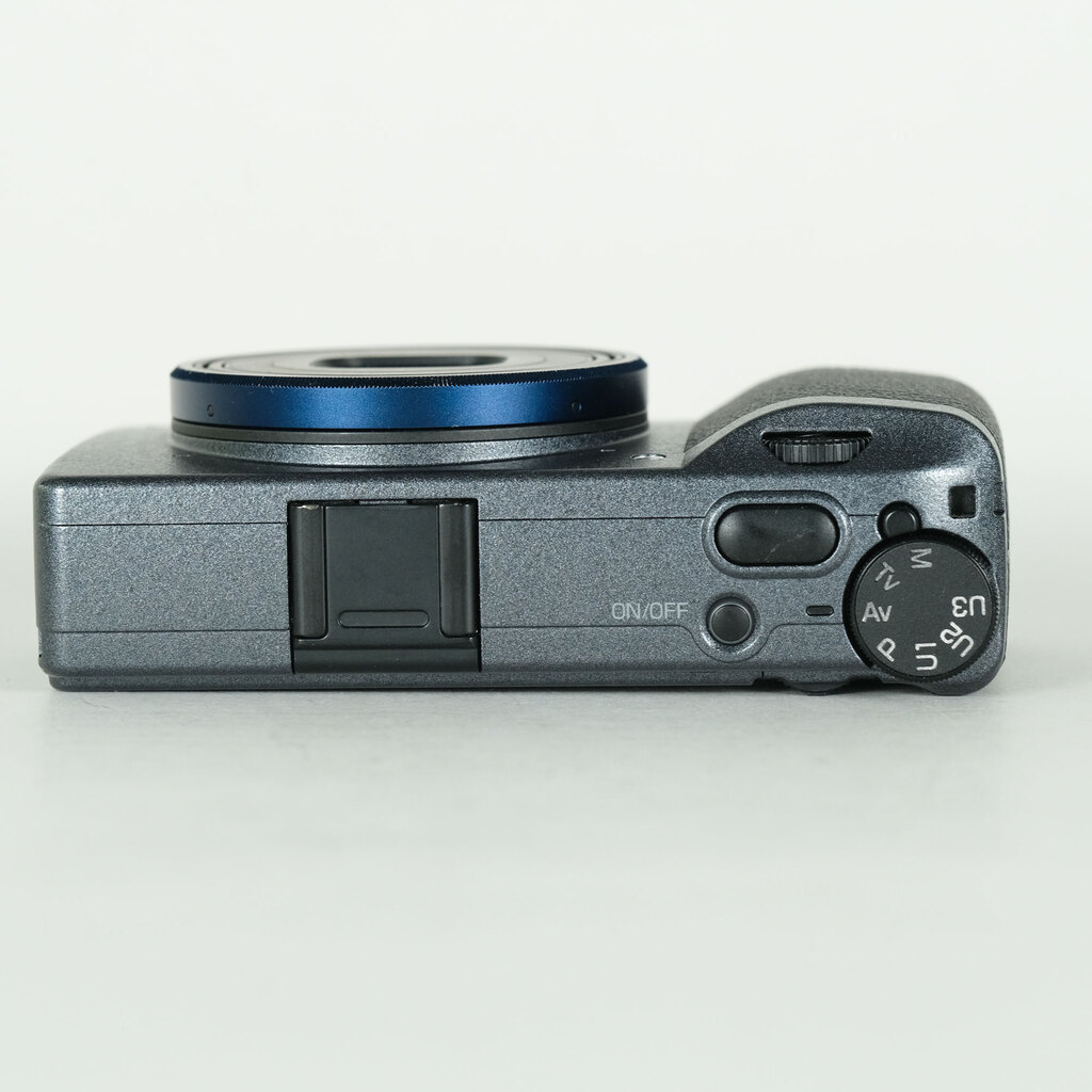 RICOH GR IIIx Urban Editionの出品 | ONE SCENE（ワンシーン）