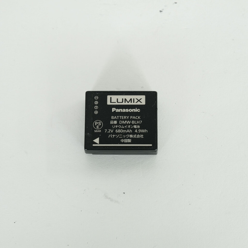 Panasonic LUMIX DMC-GM5ボディ レッド