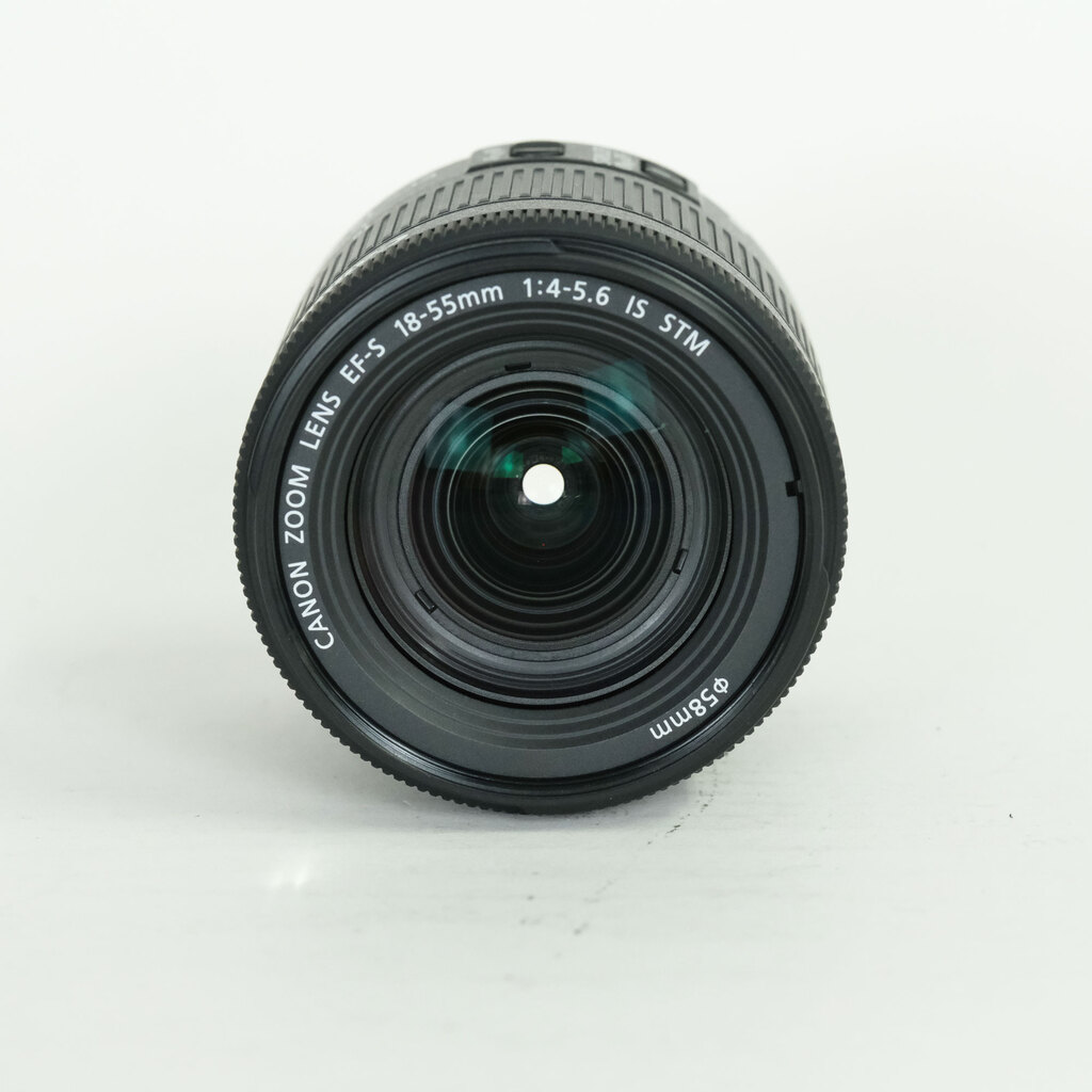 Canon EF-S18-55mm F4-5.6 IS STM