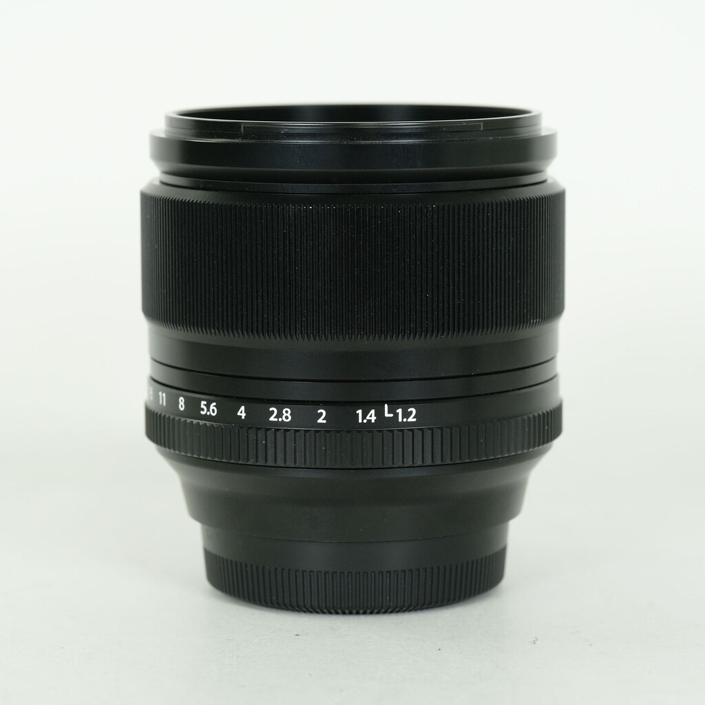 FUJIFILM XF56mmF1.2 R