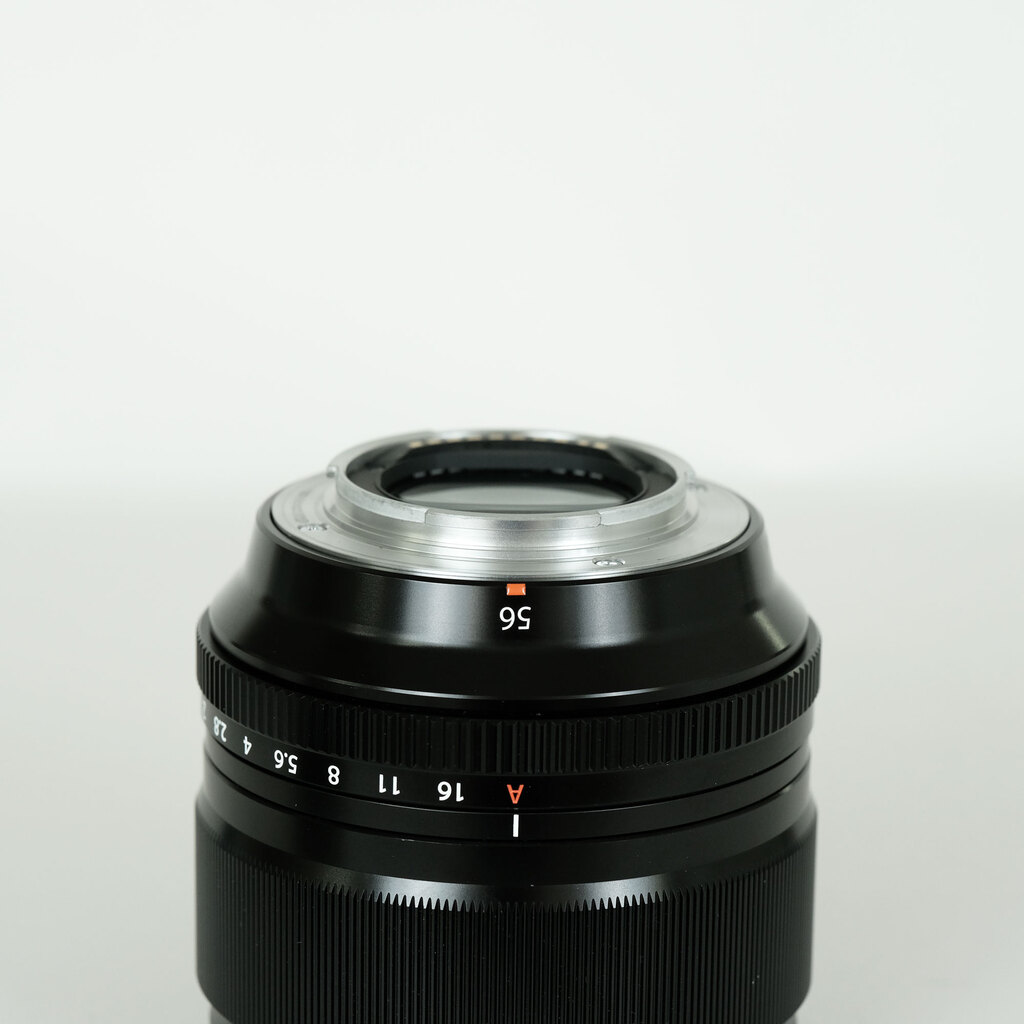 FUJIFILM XF56mmF1.2 R