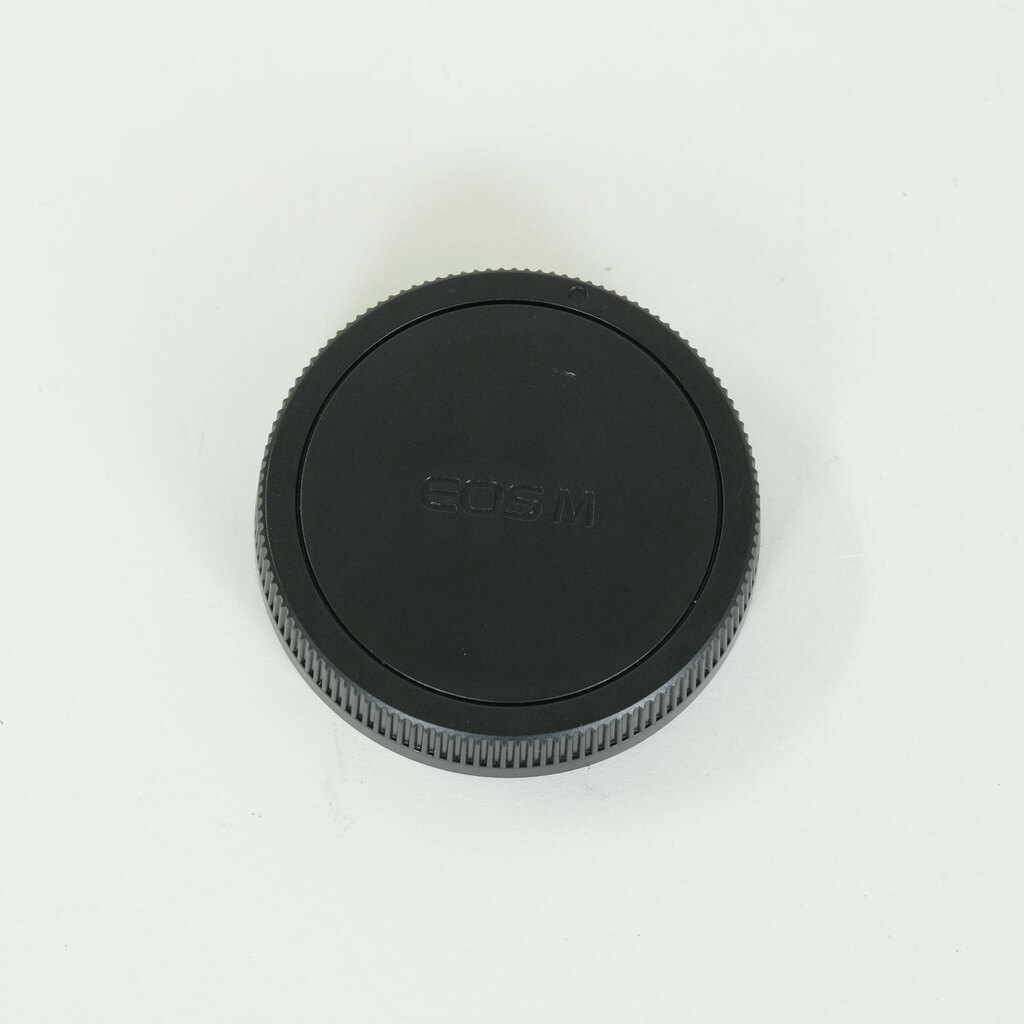 Canon EF-M22mm F2 STM