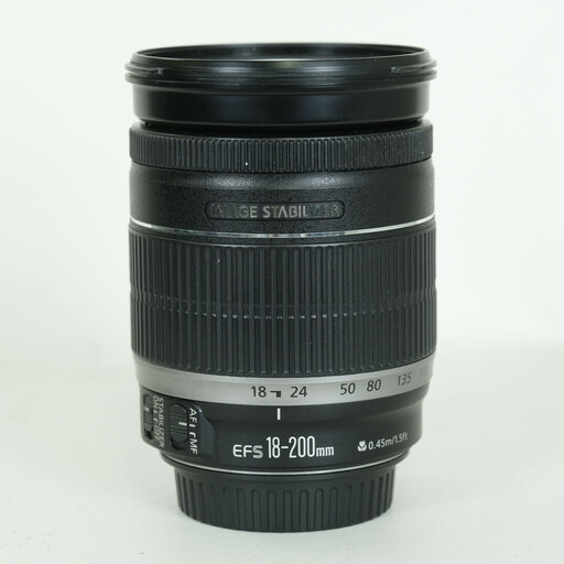 Canon EF-S18-200mm F3.5-5.6 IS