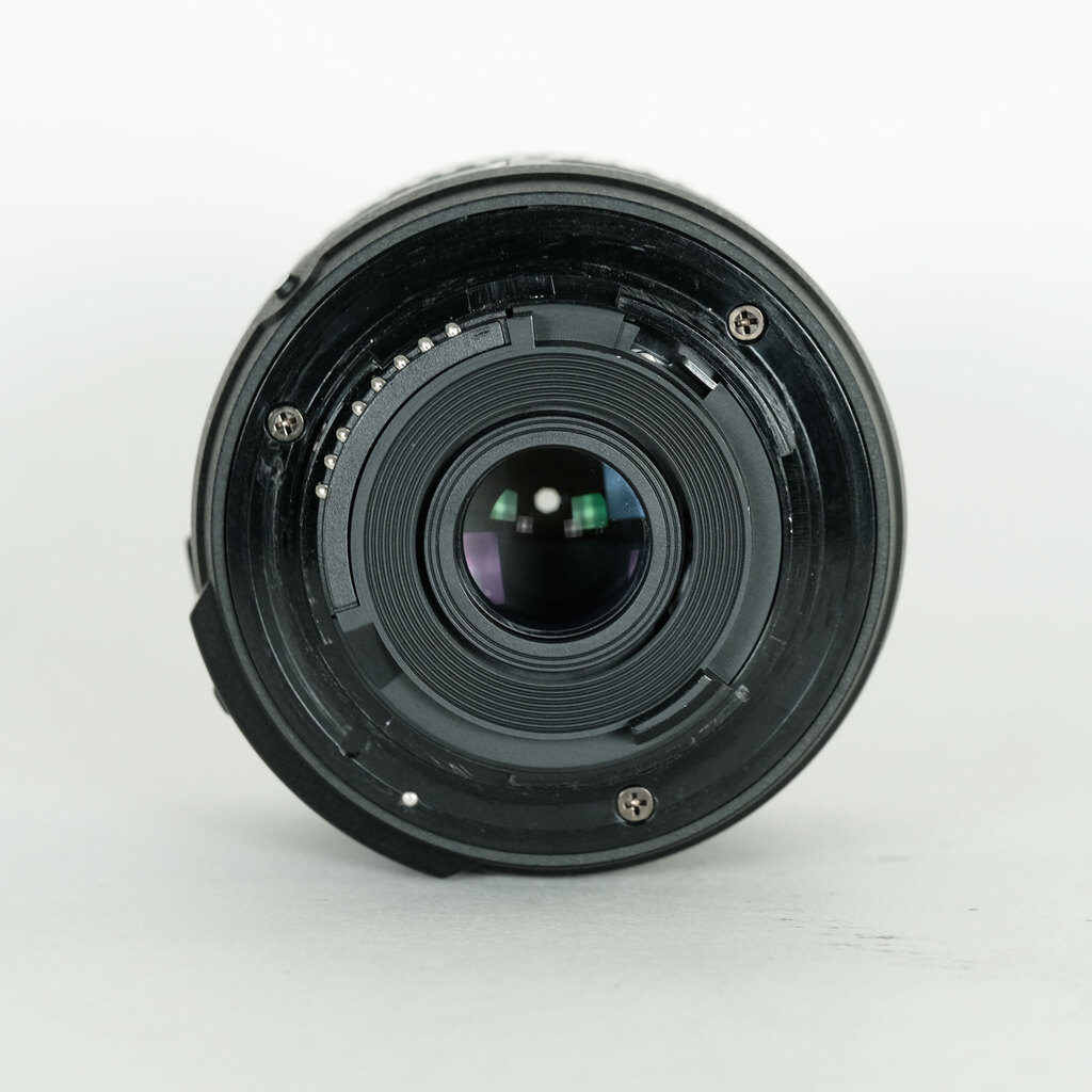 Nikon AF-S DX NIKKOR 18-55mm f3.5-5.6G VR II