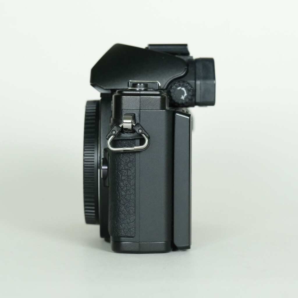 OLYMPUS OM-D E-M10 Mark II