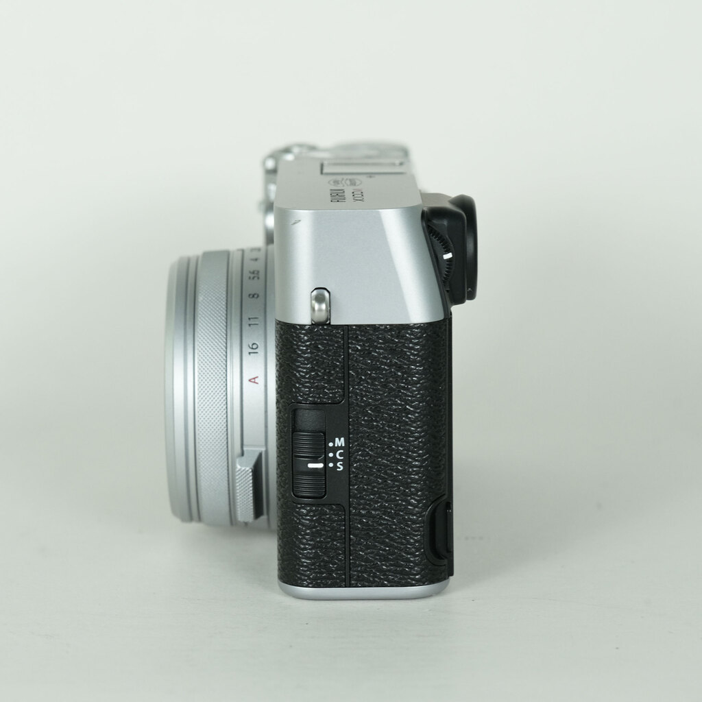 FUJIFILM X100VI