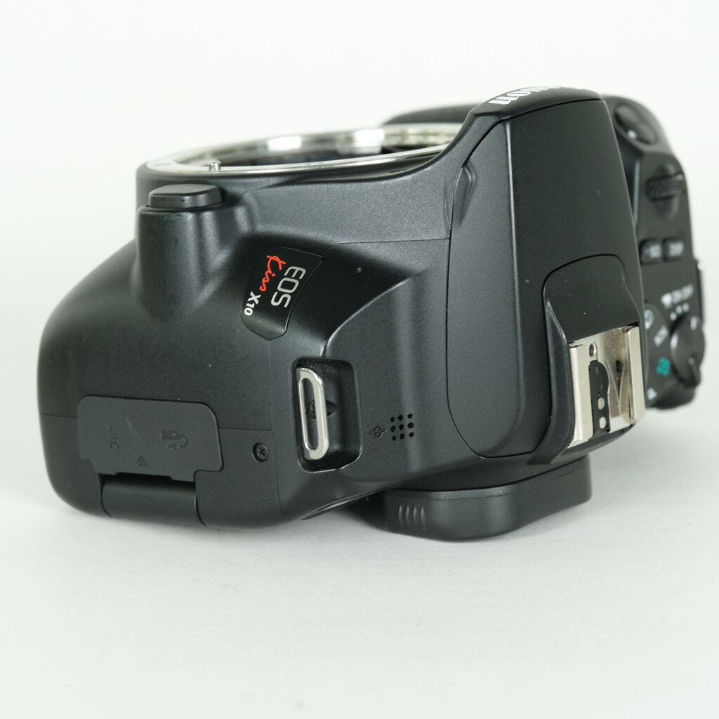 Canon EOS Kiss X10の出品 | ONE SCENE（ワンシーン）