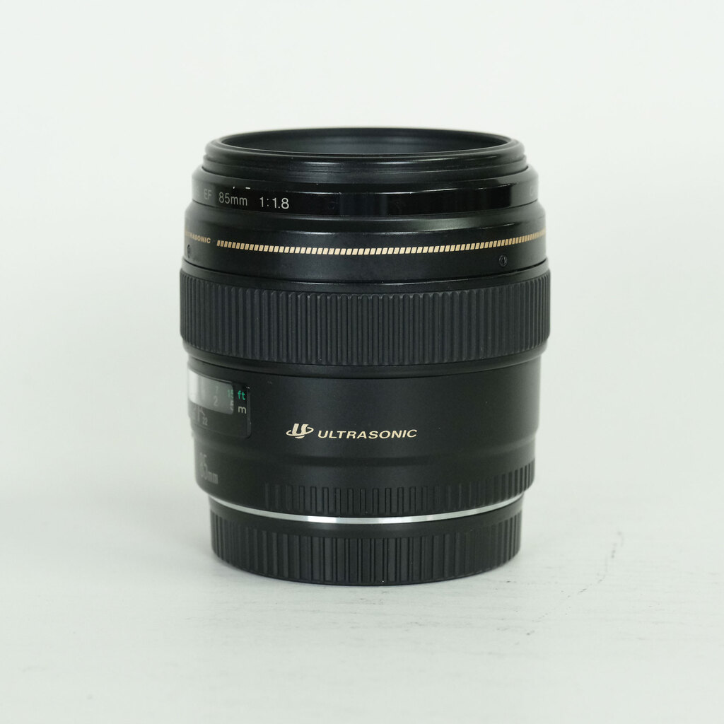 Canon EF85mm F1.8 USM Canon EF85mm F1.8 USM