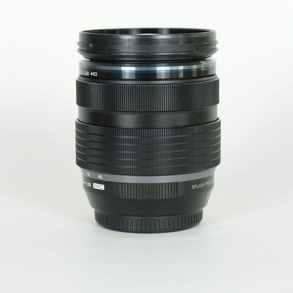 OLYMPUS M.ZUIKO DIGITAL ED 12-40mm F2.8 PRO OLYMPUS M.ZUIKO DIGITAL ED 12-40mm F2.8 PRO