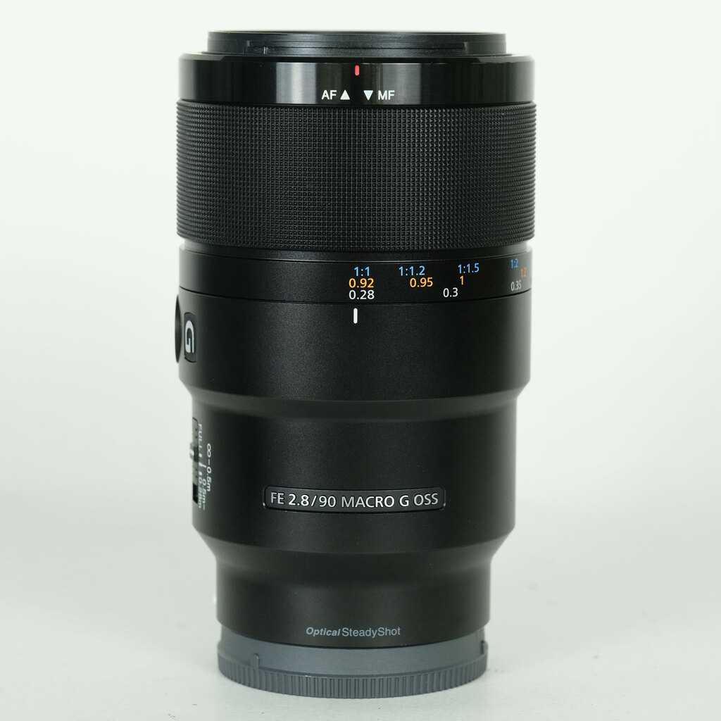 SONY FE 90mm F2.8 Macro G OSS SEL90M28G