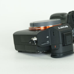 SONY α7 III（ILCE-7M3）