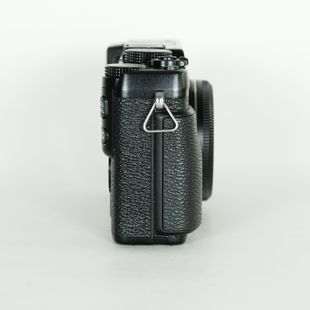 FUJIFILM X-E1 ブラックの出品 | ONE SCENE（ワンシーン）