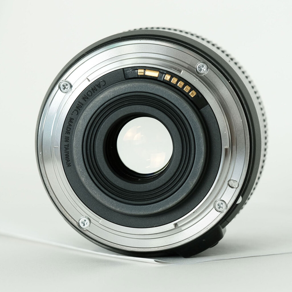 Canon EF-S60mm F2.8 マクロ USMの出品 | ONE SCENE（ワンシーン）