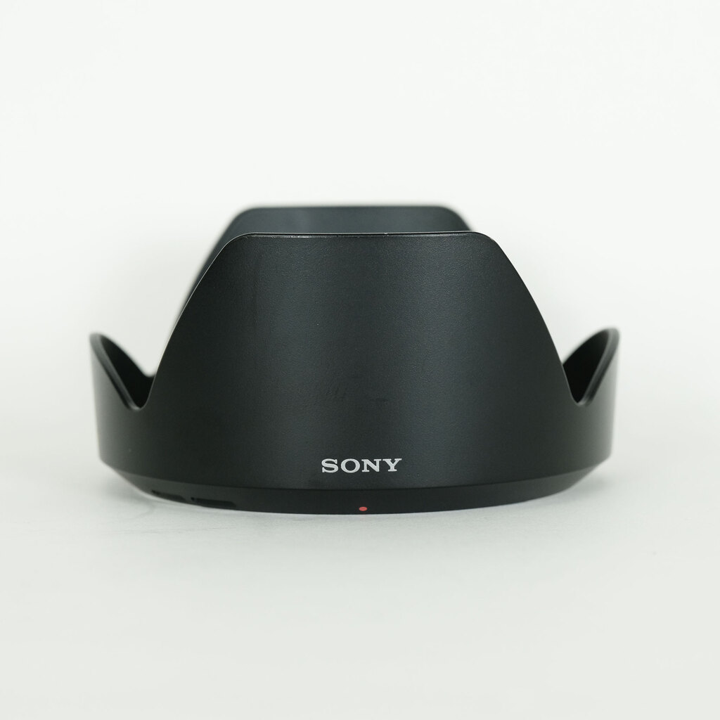 SONY FE 24-240mm F3.5-6.3 OSS SEL24240