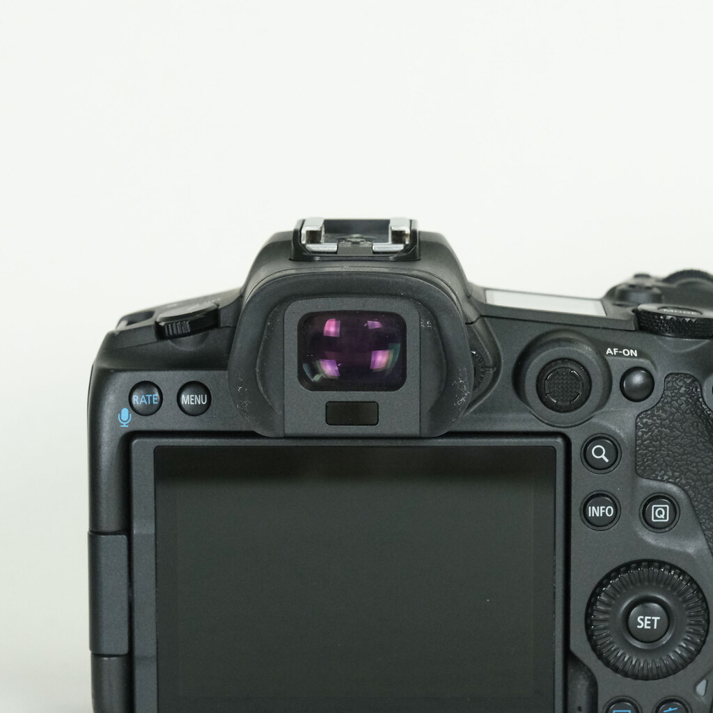 Canon EOS R5 Canon EOS R5