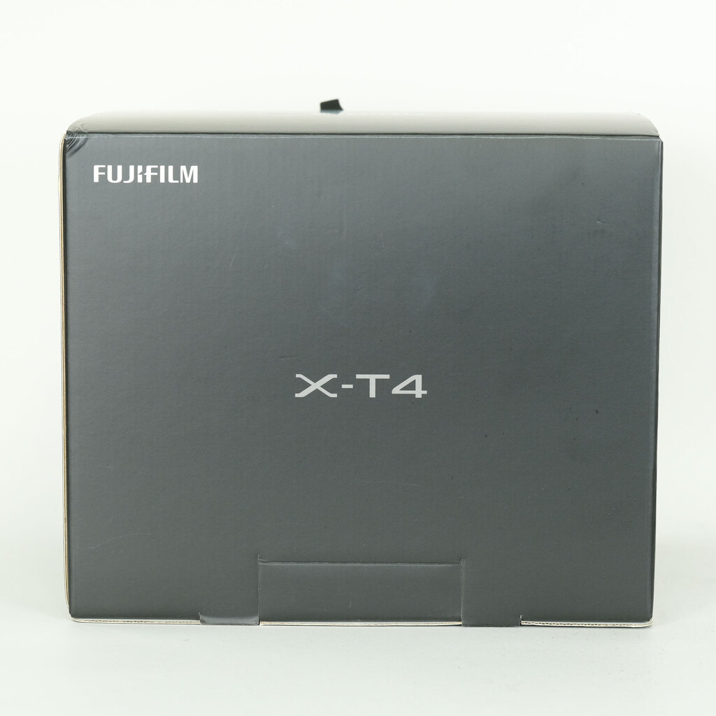 FUJIFILM X-T4