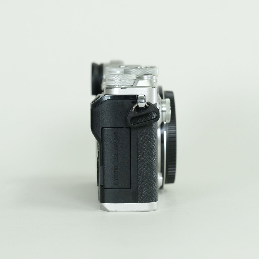 OLYMPUS PEN-F OLYMPUS PEN-F