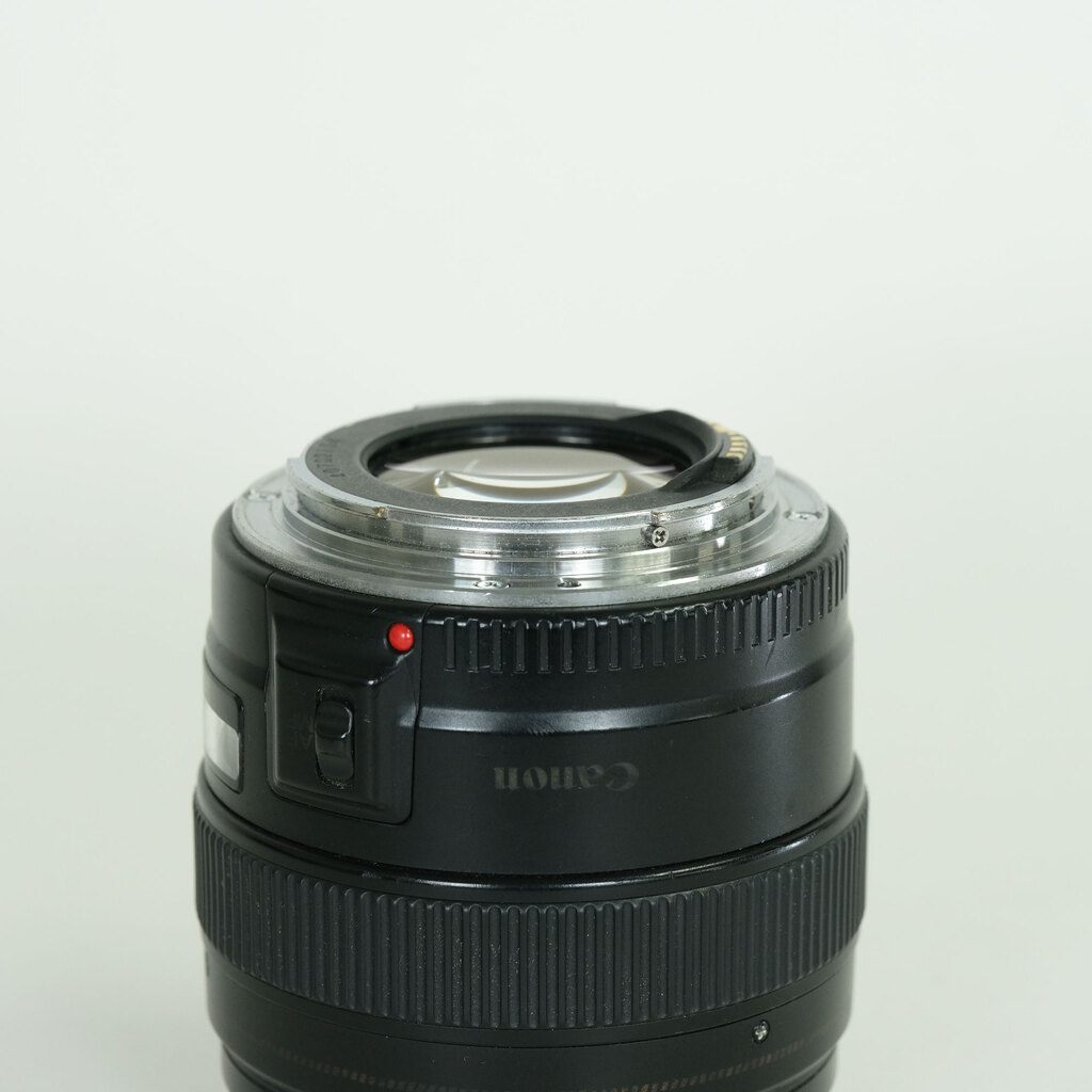 Canon EF85mm F1.8 USM