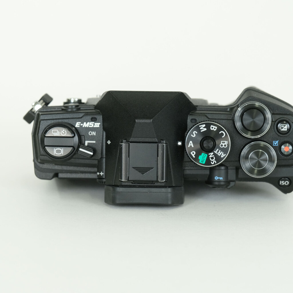OLYMPUS OM-D E-M5 Mark III OLYMPUS OM-D E-M5 Mark III