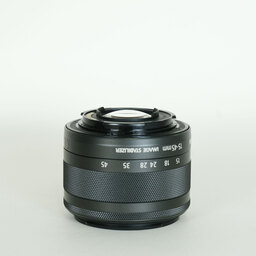 Canon EF-M15-45mm F3.5-6.3 IS STM