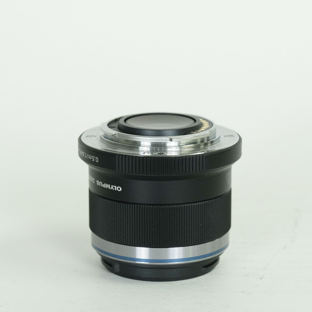 OLYMPUS M.ZUIKO DIGITAL 45mm F1.8 OLYMPUS M.ZUIKO DIGITAL 45mm F1.8