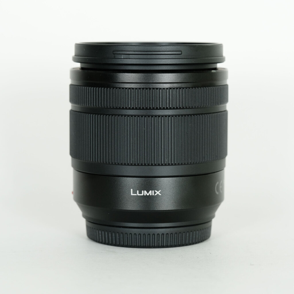 Panasonic LUMIX G VARIO 12-60mm / F3.5-5.6 ASPH. / POWER O.I.S. Panasonic LUMIX G VARIO 12-60mm / F3.5-5.6 ASPH. / POWER O.I.S.