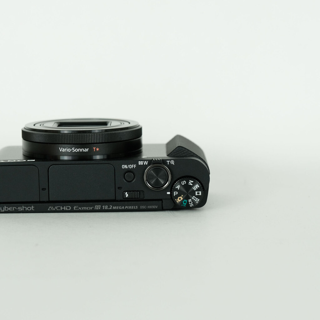 [訳有り]SONY Cyber-shot DSC-HX90V SONY Cyber-shot DSC-HX90Vの出品 | ONE SCENE（ワンシーン）