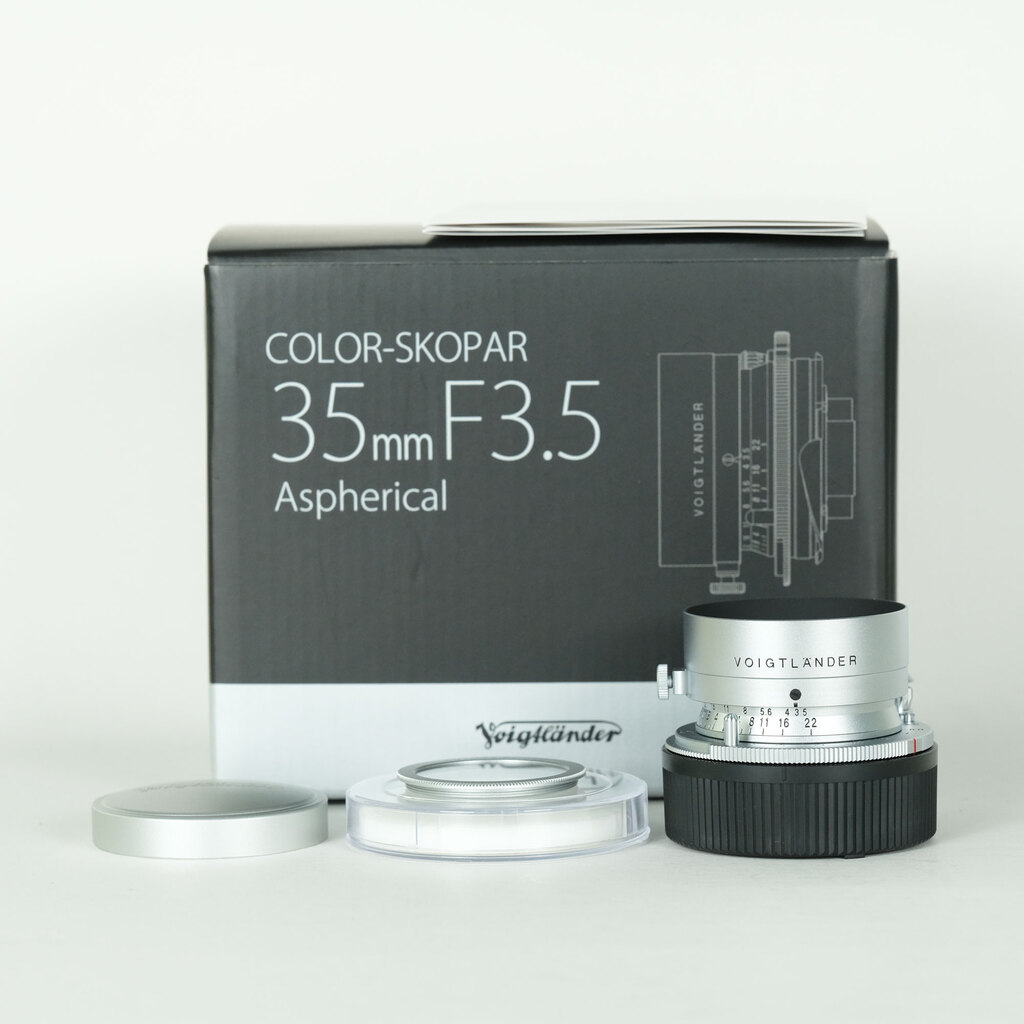 コシナ フォクトレンダー COLOR-SKOPAR 35mm F3.5 Aspherical VM シルバー コシナ フォクトレンダー COLOR-SKOPAR 35mm F3.5 Aspherical VM シルバー