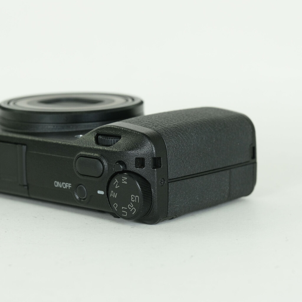 RICOH GR III