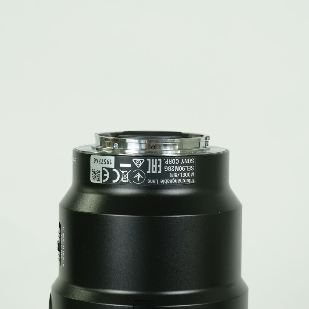 SONY FE 90mm F2.8 Macro G OSS SEL90M28G