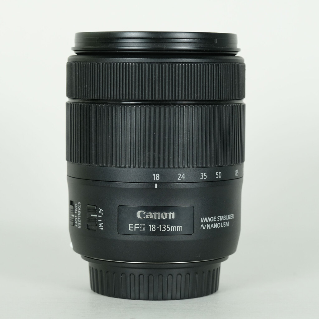Canon EF-S18-135mm F3.5-5.6 IS USM
