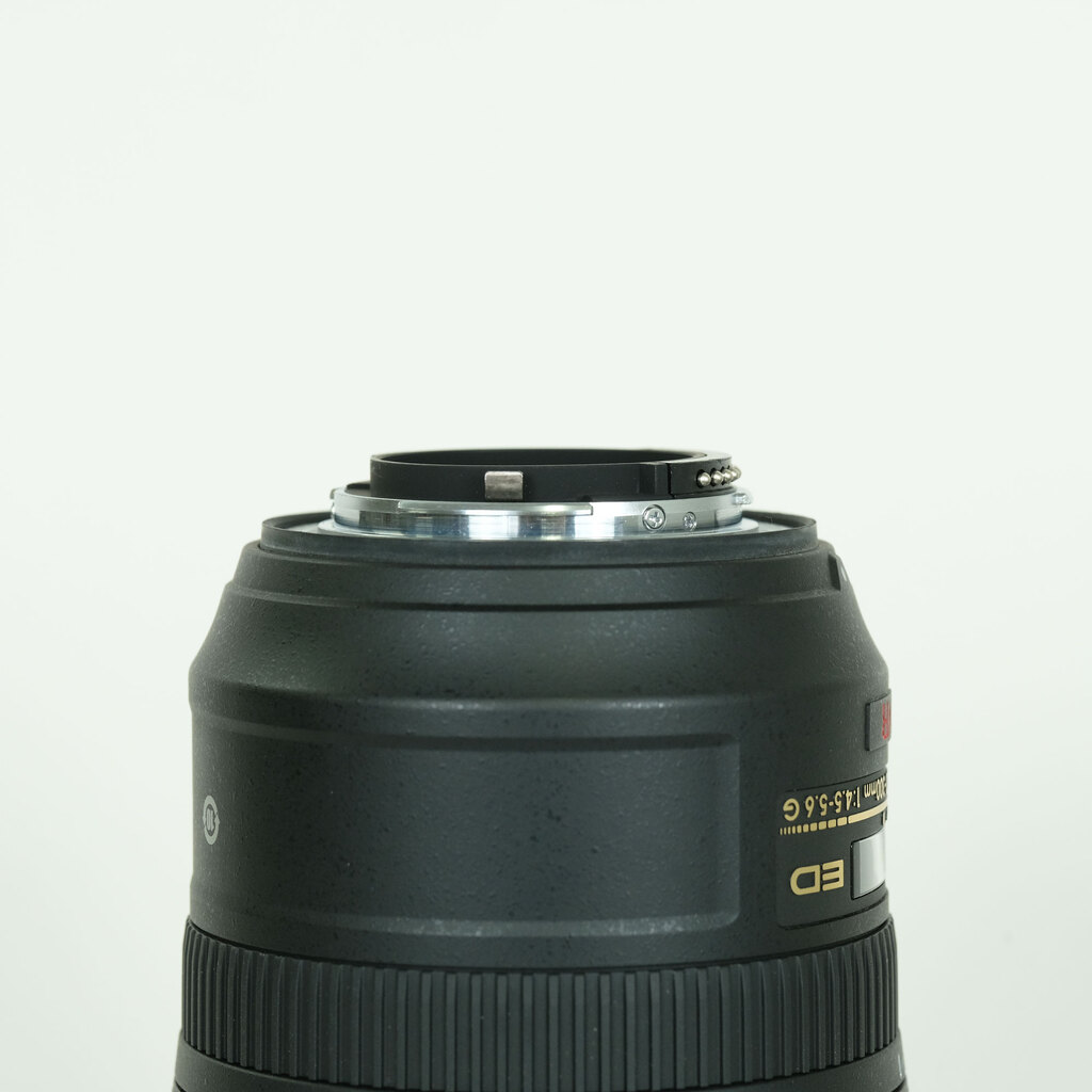 Nikon AF-S VR Zoom-Nikkor 70-300mm F4.5-5.6G IF-ED