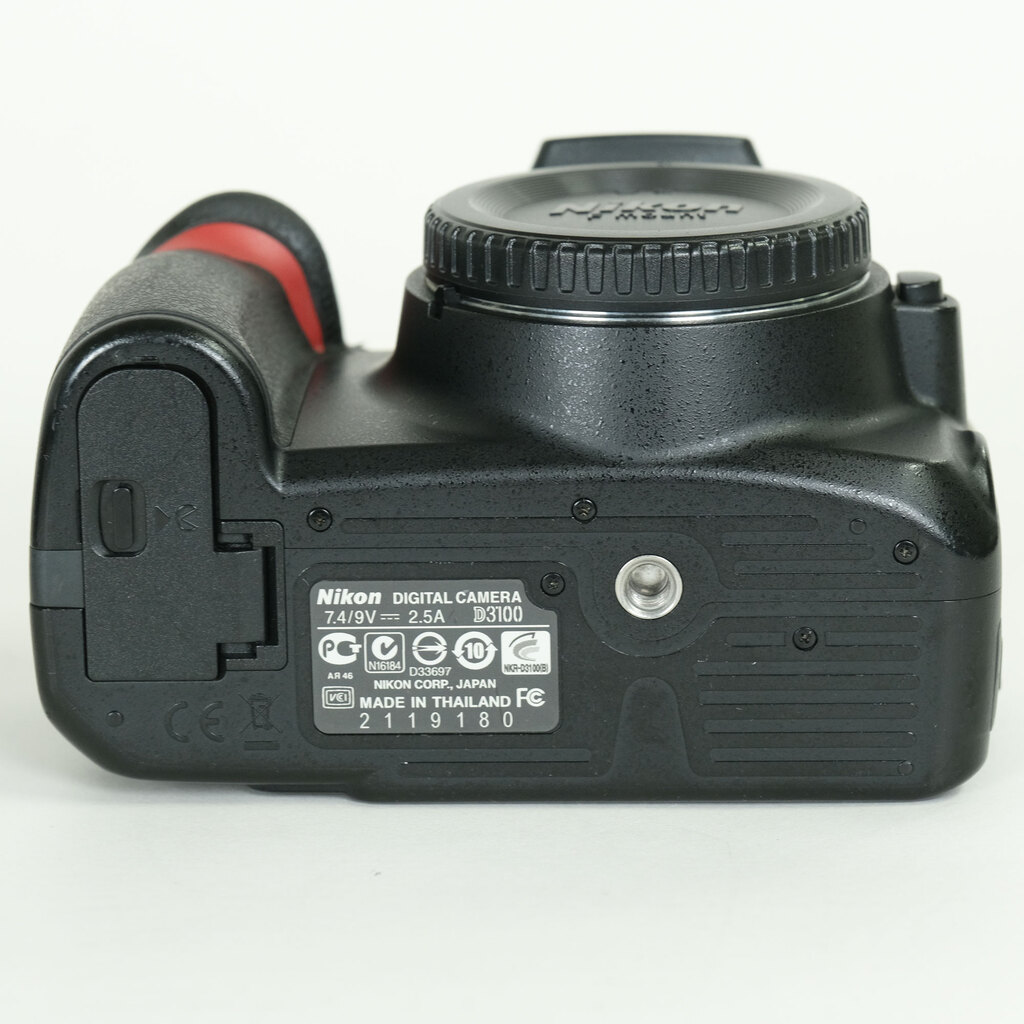 Nikon D3100 ボディ