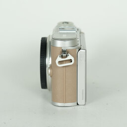 OLYMPUS PEN E-PL10