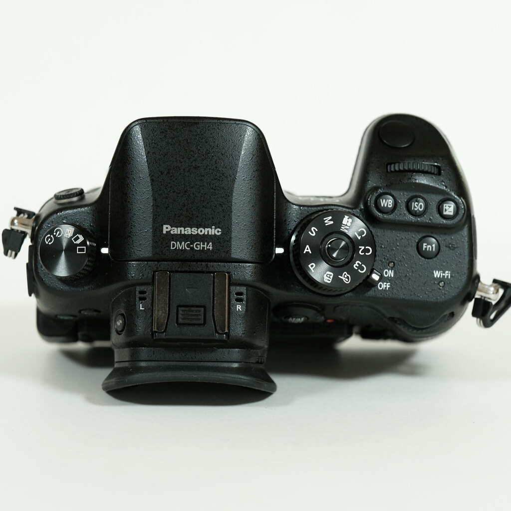 Panasonic LUMIX DMC-GH4の出品 | ONE SCENE（ワンシーン）