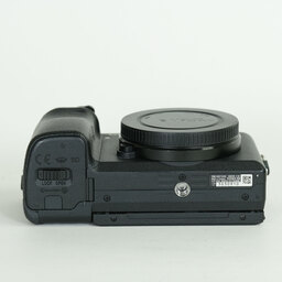 SONY α6400(ILCE-6400) SONY α6400(ILCE-6400)