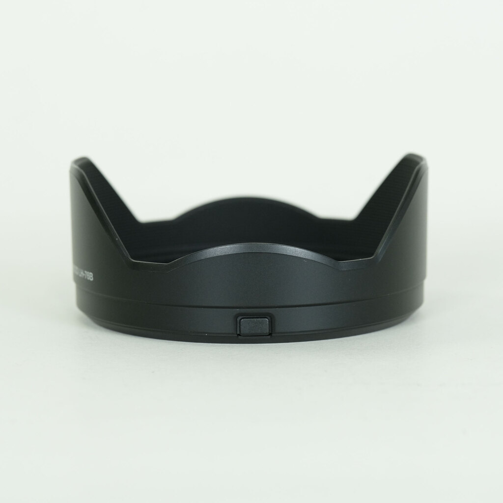 OLYMPUS M.ZUIKO DIGITAL ED 12-100mm F4.0 IS PRO OLYMPUS M.ZUIKO DIGITAL ED 12-100mm F4.0 IS PRO