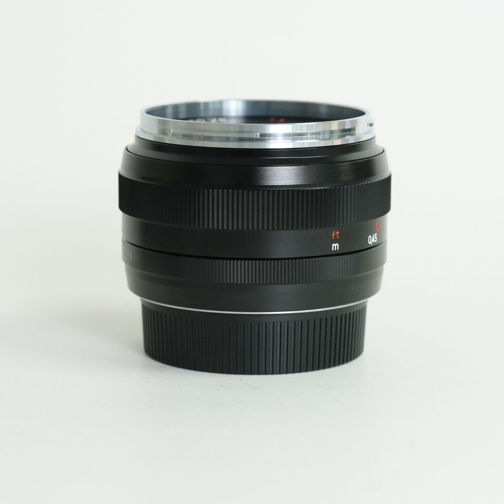 Carl Zeiss Planar T* 50mm F1.4 ZE [キヤノンEF用]