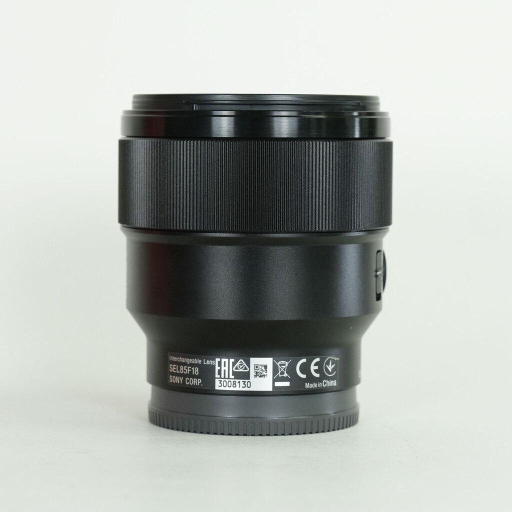 SONY FE 85mm F1.8 SEL85F18 SONY FE 85mm F1.8 SEL85F18