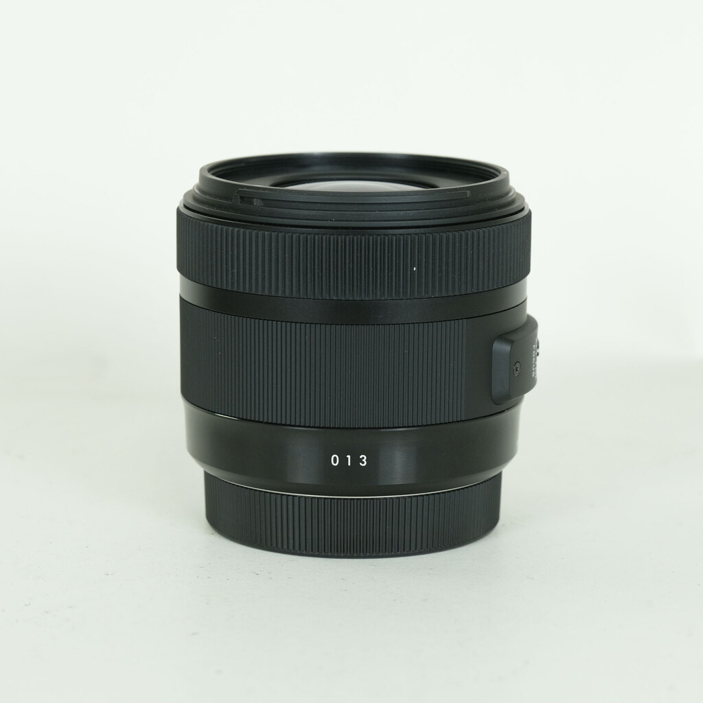 SIGMA 30mm F1.4 DC HSM | Art [キヤノン用]