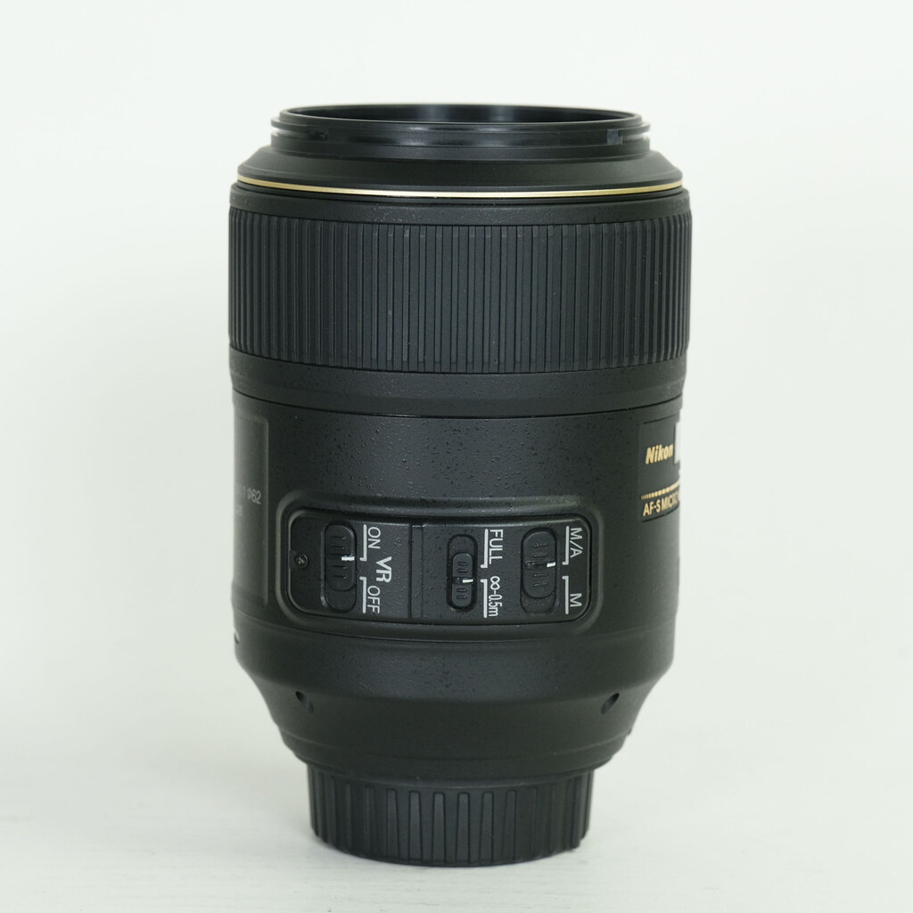 Nikon AF-S VR Micro-Nikkor 105mm f/2.8G IF-ED