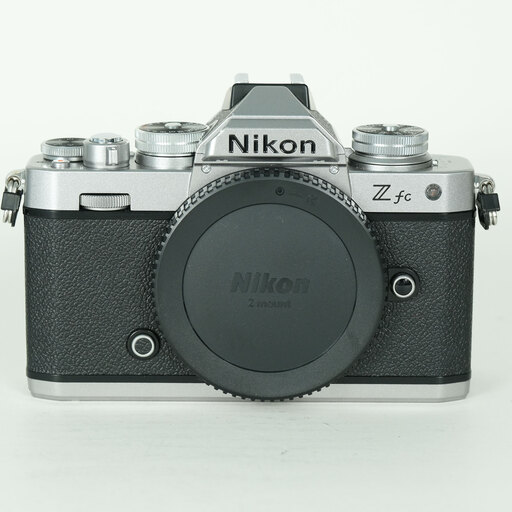Nikon Z fcを徹底解説。愛用者のレビュー・作例付き | ONE SCENE（ワン