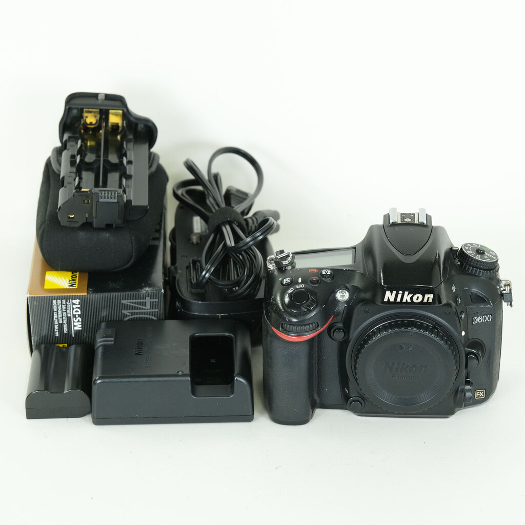 Nikon D600