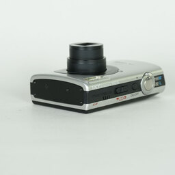 Canon IXY DIGITAL 910IS シルバー