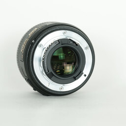 Nikon AF-S DX NIKKOR 35mm f/1.8G