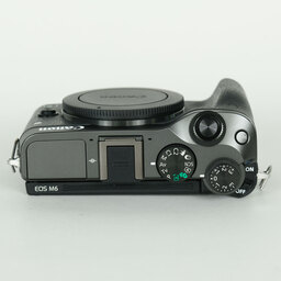 Canon EOS M6 Canon EOS M6