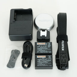 FUJIFILM X100V シルバー