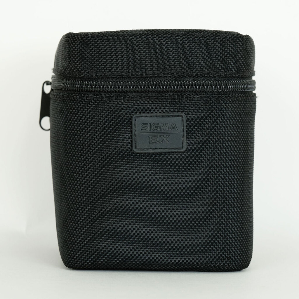 SIGMA 50mm F1.4 EX DG HSM (キヤノンEF用) SIGMA 50mm F1.4 EX DG HSM (キヤノンEF用)